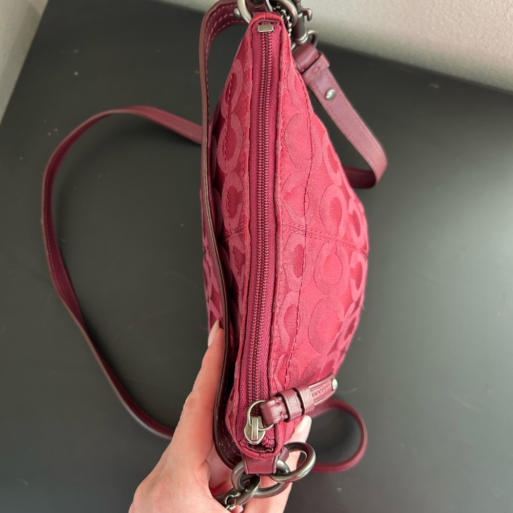 Coach Brooke Op Art Plum Red Signature Crossbody Bag - Picture 8 of 11